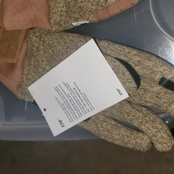 The North Face Men's Gordon etip glove (medium) - Picture 5 of 6